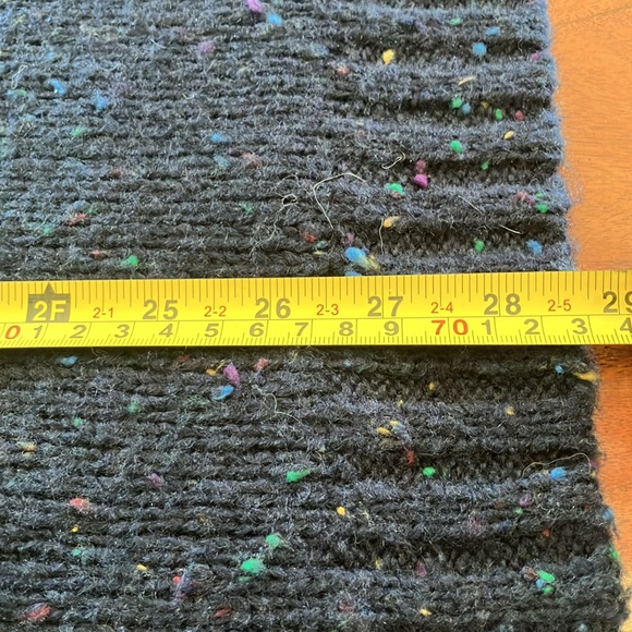 Size large navy Blue Tunic sleeveless with a turtleneck. - Picture 7 of 9